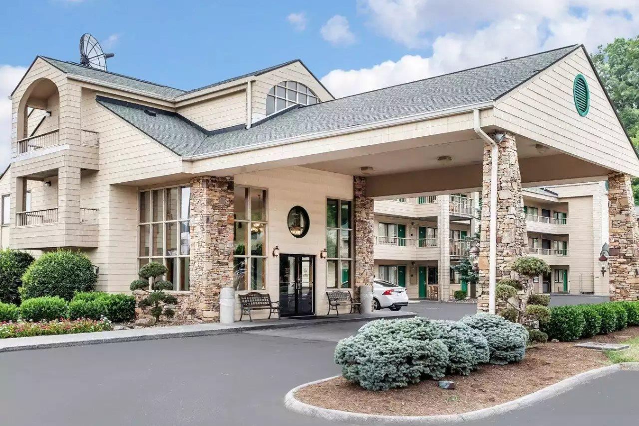 Quality Inn & Suites At Dollywood Lane Pigeon Forge Buitenkant foto