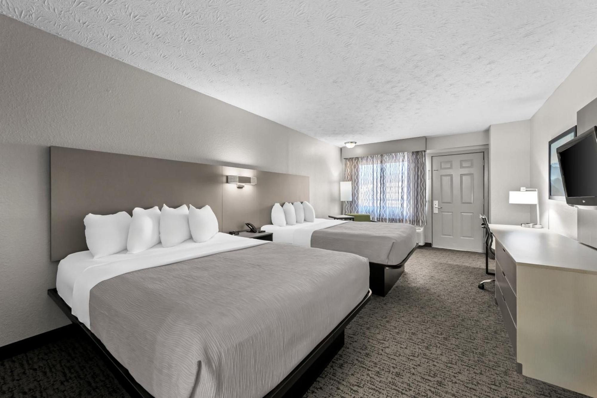 Quality Inn & Suites At Dollywood Lane Pigeon Forge Buitenkant foto