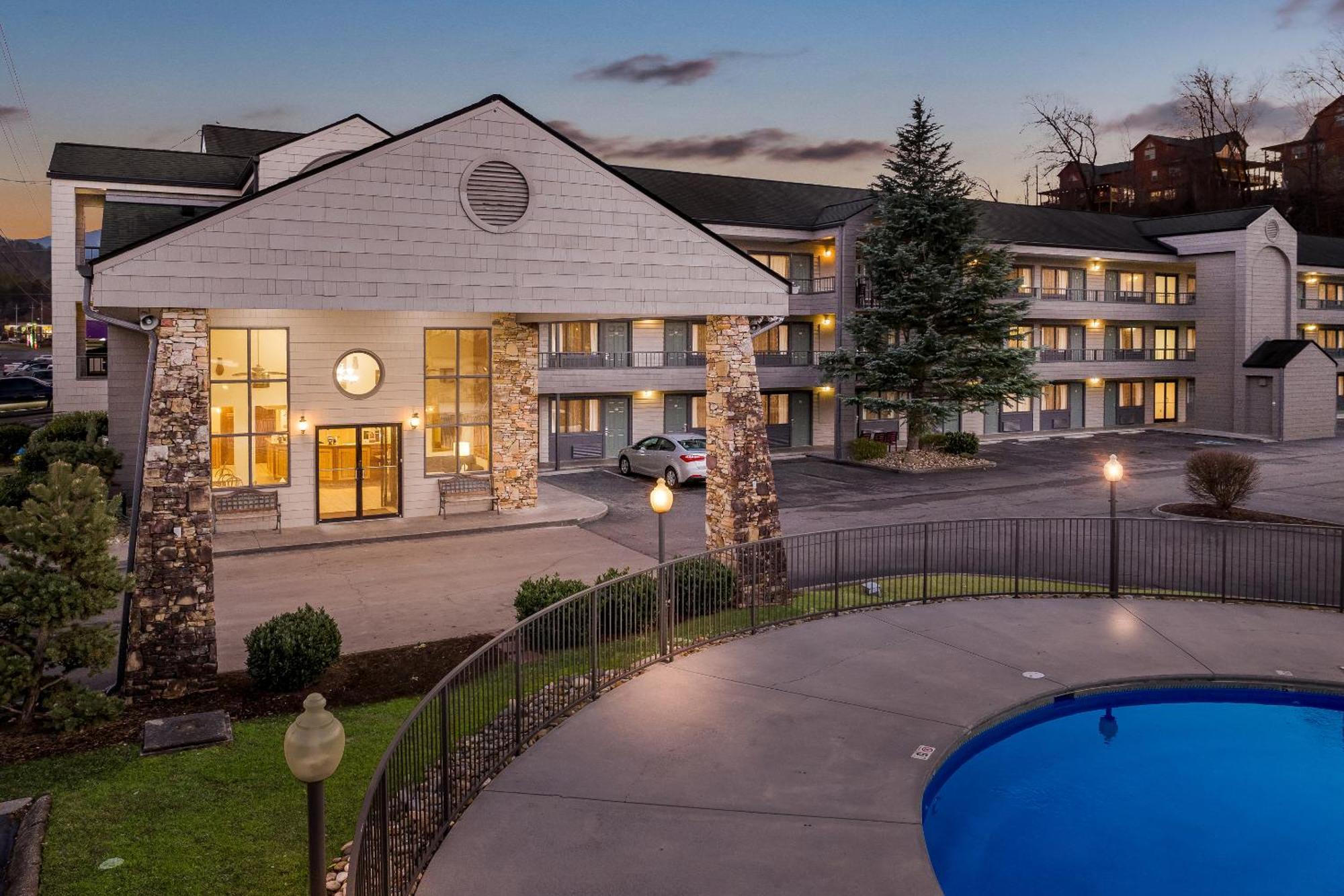 Quality Inn & Suites At Dollywood Lane Pigeon Forge Buitenkant foto