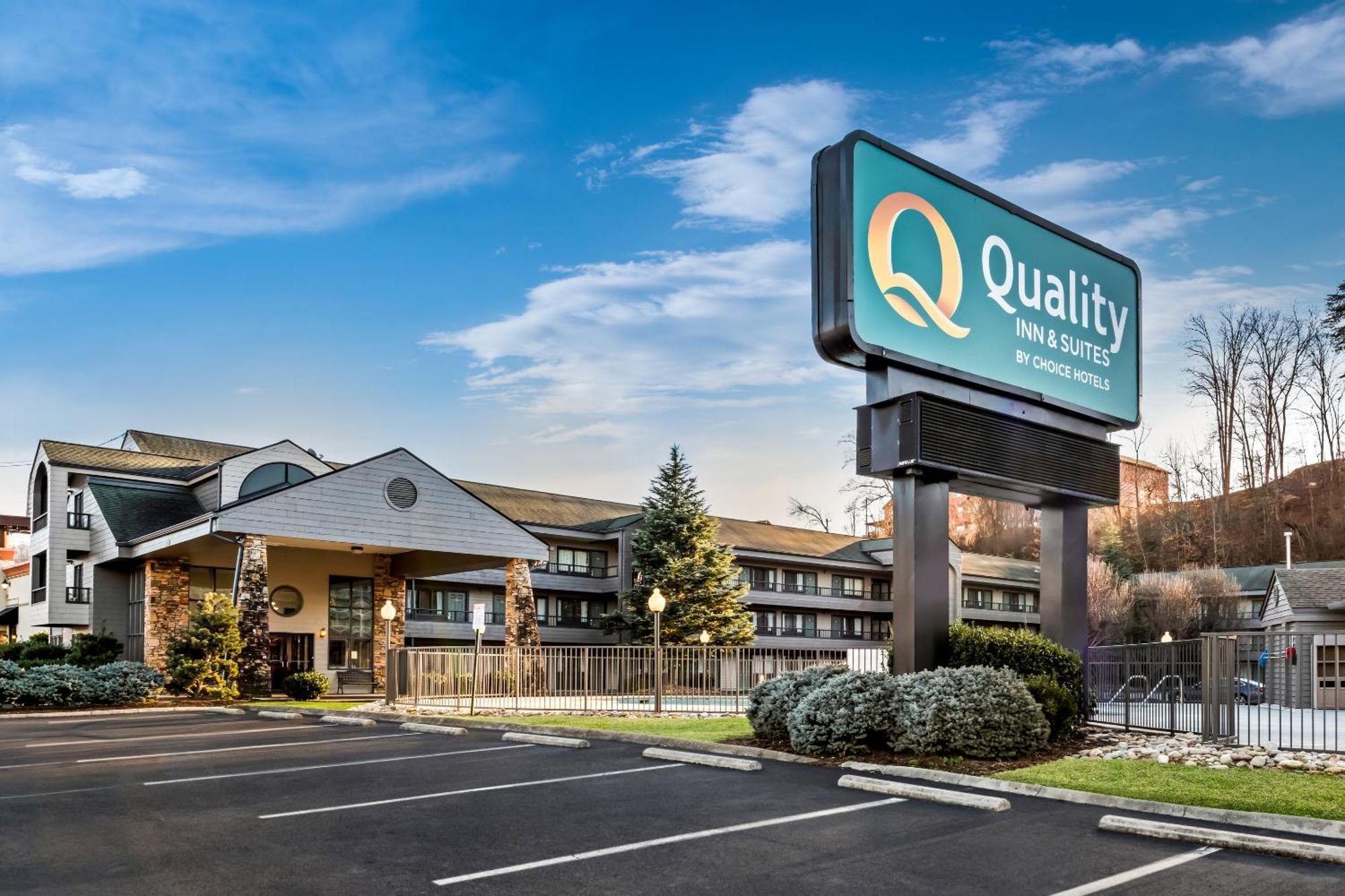 Quality Inn & Suites At Dollywood Lane Pigeon Forge Buitenkant foto