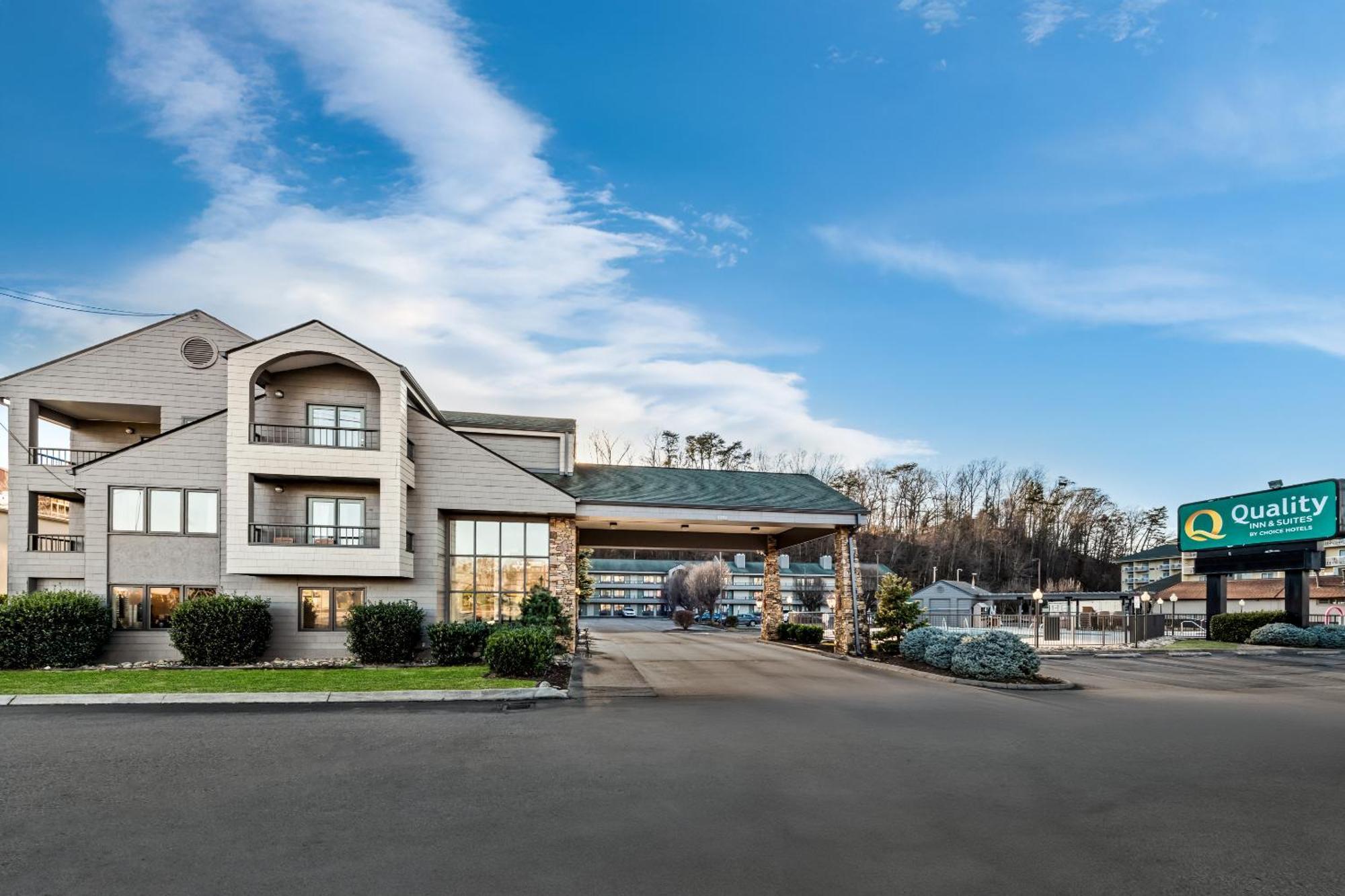 Quality Inn & Suites At Dollywood Lane Pigeon Forge Buitenkant foto